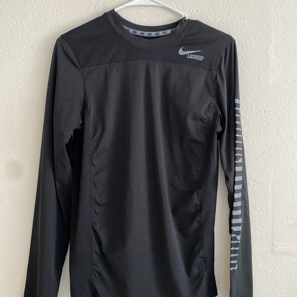 NIKE LACROSSE SHIRT BLACK SIZE S EXCELLENT CONDITION, NO SIGNS OF WEAR WHATSOEVE